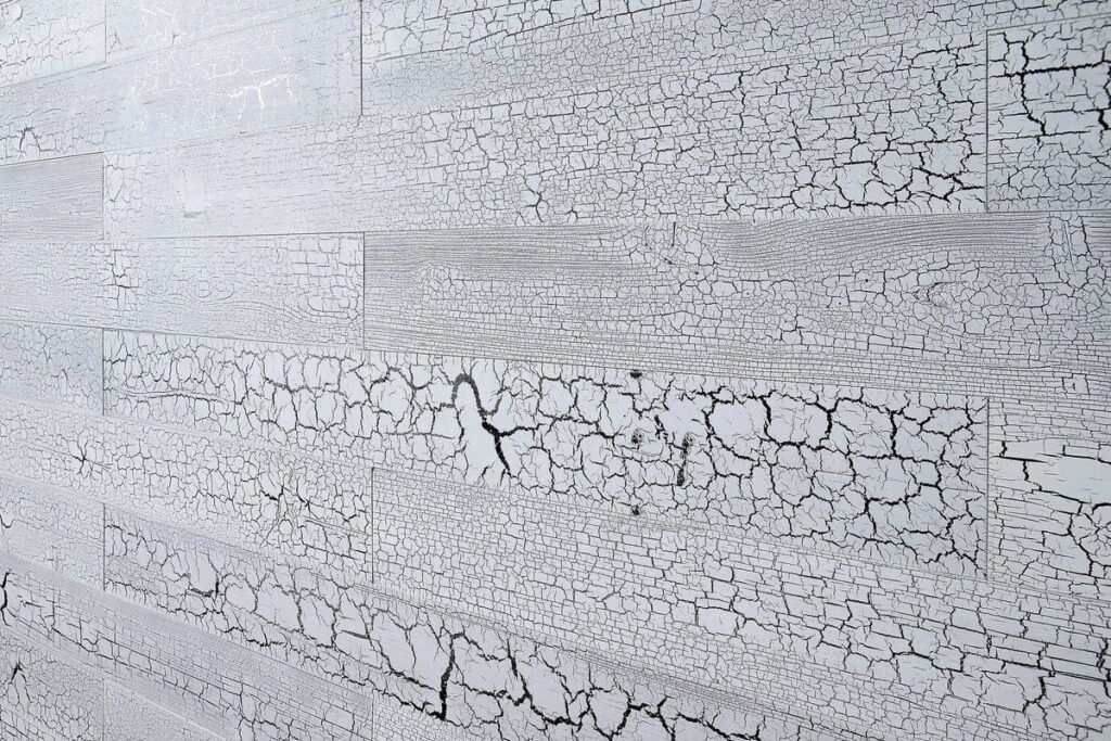 Cracked White - Peel and Stick Planks - WoodyWalls