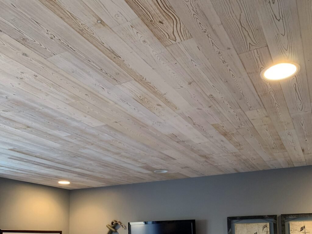 White Washed - Peel and Stick Wood Planks