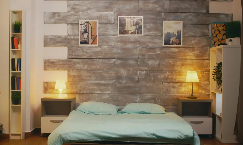 3. Feature Wall In The Bedroom Made Of Barn Wood