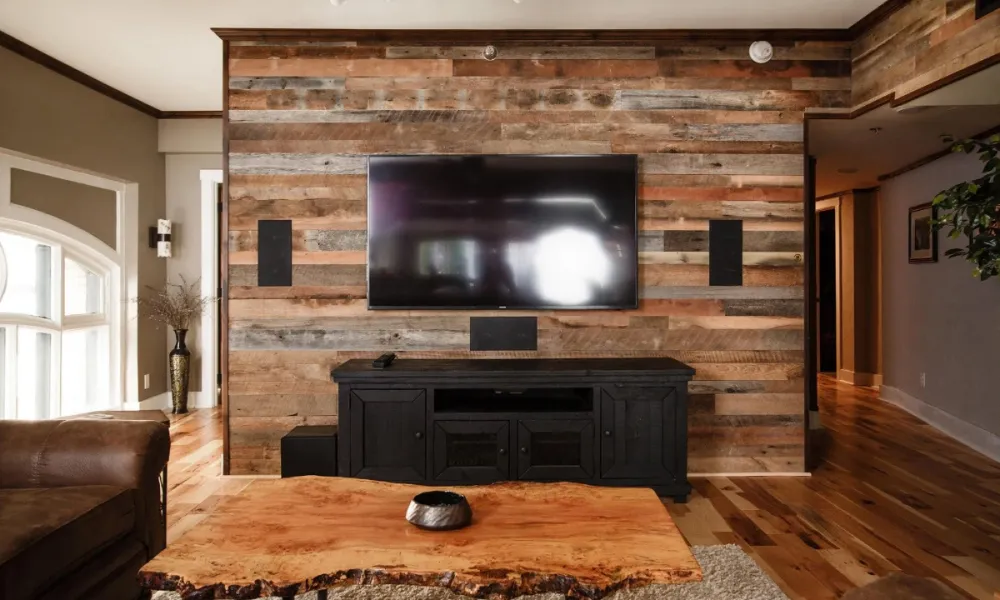 5. Accent Wall With Barn Wood