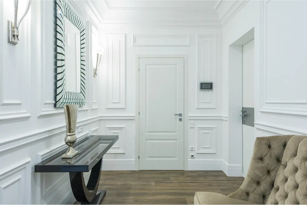 What Are Some Decorating Ideas With Wainscoting?