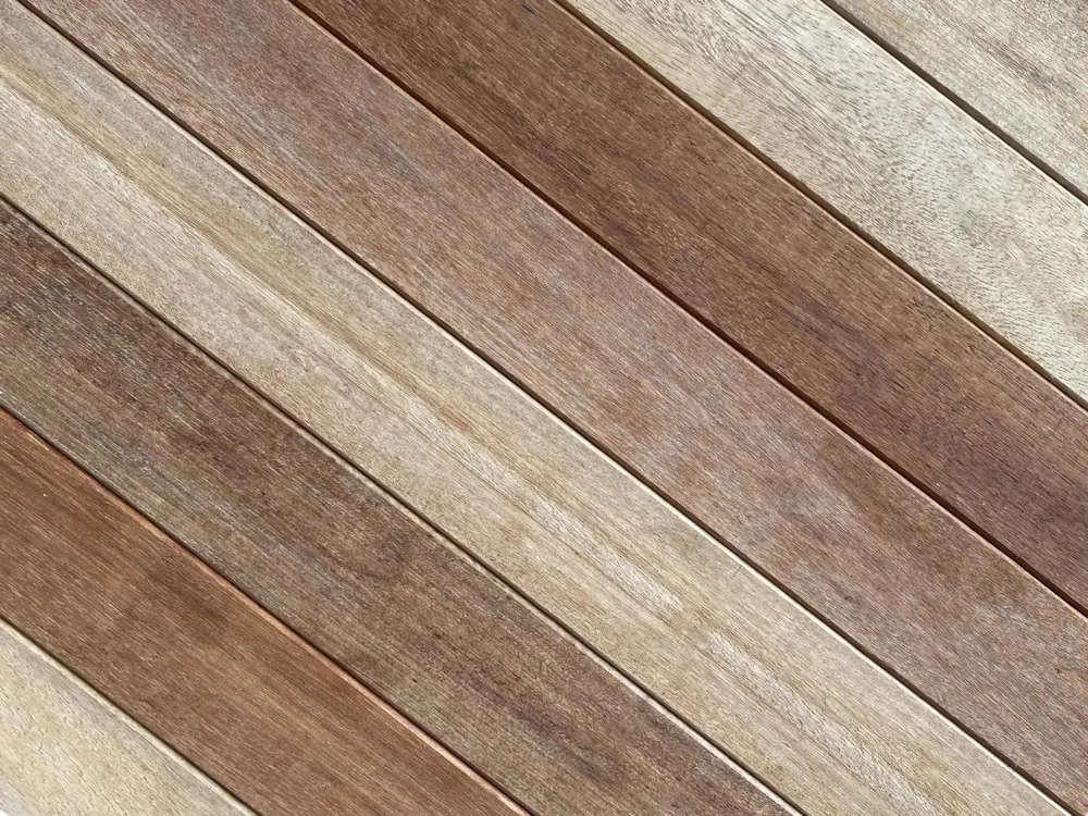 Diagonal Shiplap