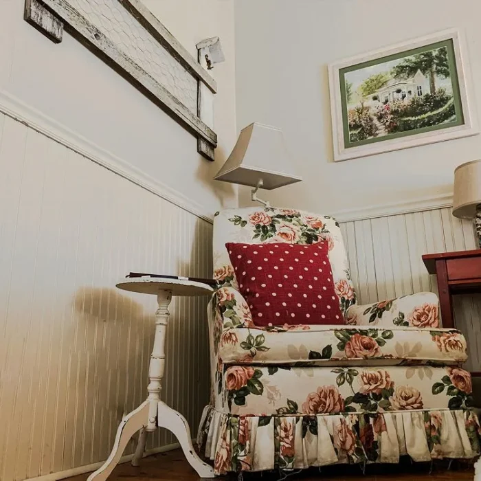 20 Best Half Wood Wall Ideas